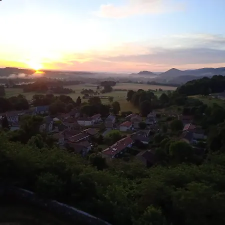 Chateau Rustique Bed & Breakfast Montegut (Hautes-Pyrenees)