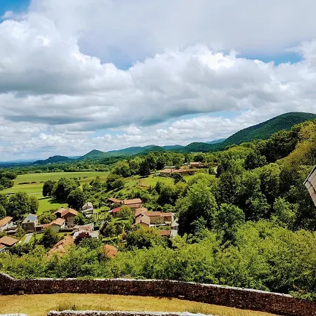 Bed & Breakfast Chateau Rustique Montegut (Hautes-Pyrenees)