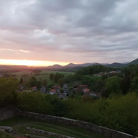 Chateau Rustique * Montegut (Hautes-Pyrenees)